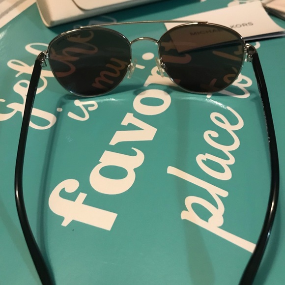 Authentic MK aviators - Picture 4 of 14